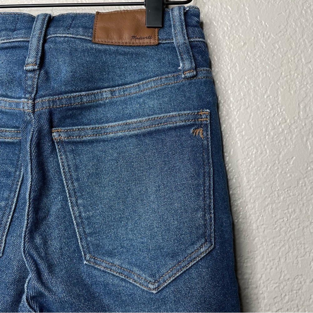 Madewell Women’s 10" High-Rise Skinny Jeans in Winston Wash - Picture 7 of 11